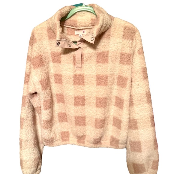 Plaid Sherpa Pullover - Picture 4 of 15